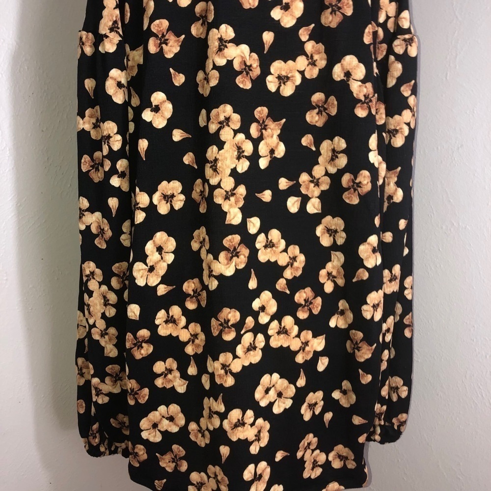 NWT AVA & VIV Stretch Black Floral Print Long Sleeve Top Sz 1X - Picture 5 of 9
